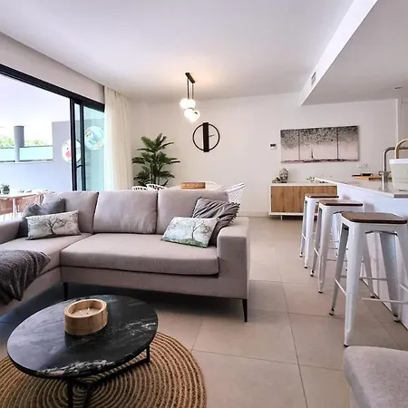 Sea & Village Luxury Apartamento Estepona